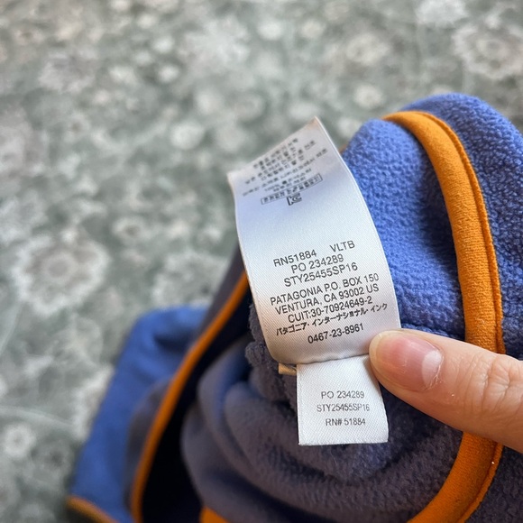 Patagonia Synchilla Fleece - Picture 3 of 3
